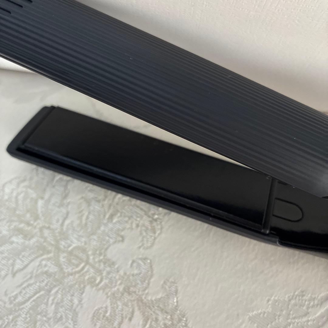 リファ　ビューテック　ストレートアイロン