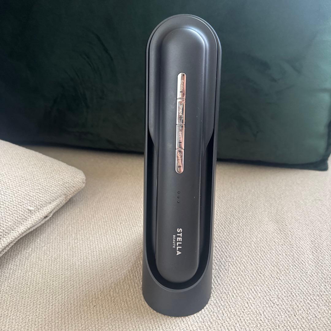 STELLA BEAUTE レーザー＆EMSリフトブラシ PRO 美顔器