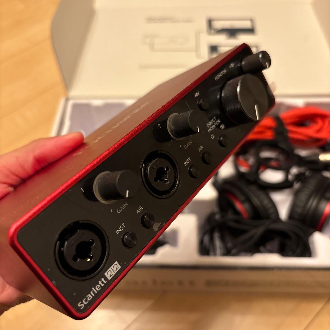 値下げしました。Focusrite Scarlett 2i2 Studio