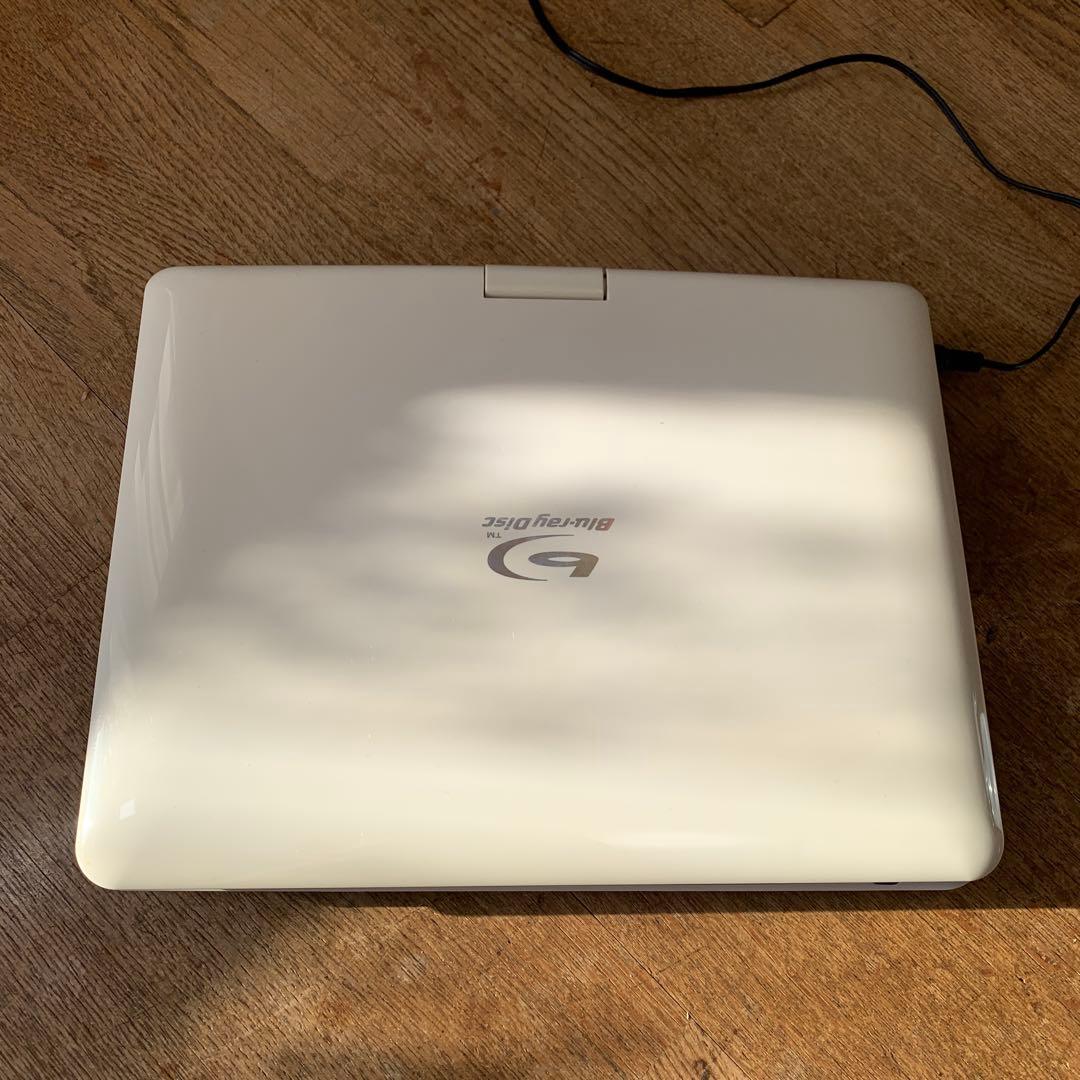 【ヨク】ポータブルブルーレイプレーヤー(10インチ)