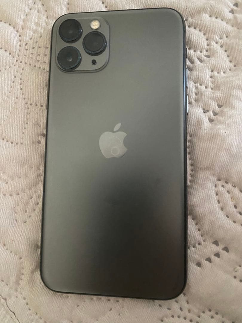 iPhone 11 Ⅺ pro 256Gb SIMフリー　備品完備！　ジャンク品