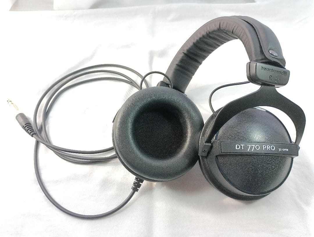 【美品】Beyerdynamic DT 770 PRO 32Ω