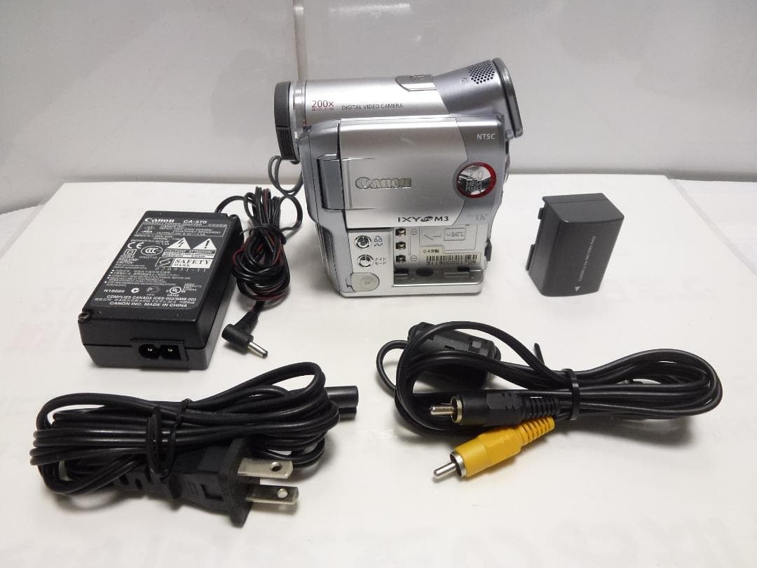 希少　動作品　キャノンビデオカメラ　DM-IXY DV M3　Mini DV