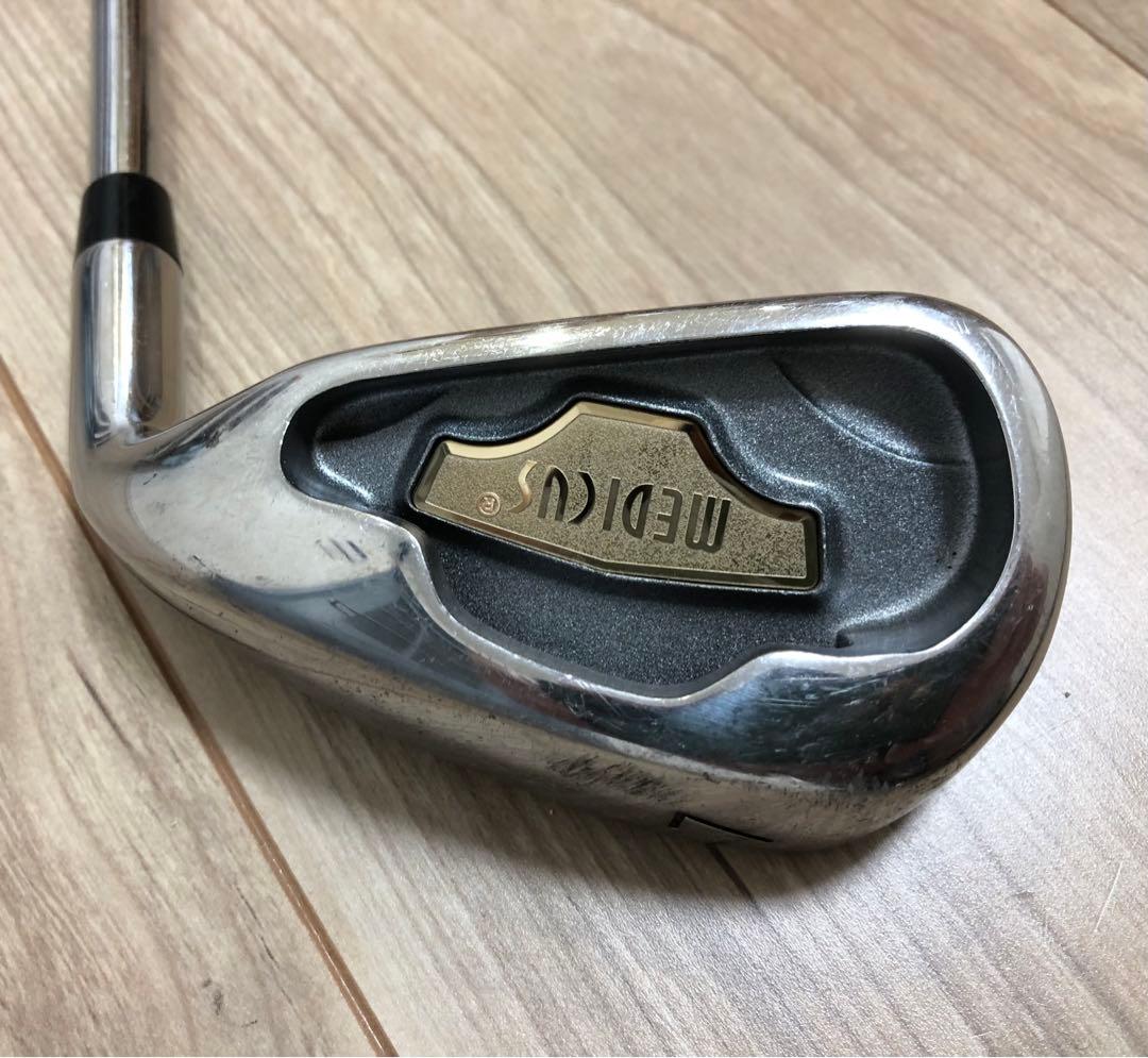 メディカスMEDICUS　7番アイアン　ゴルフ練習器具