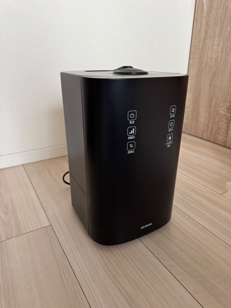【送料無料】アイリスオーヤマ 上給水ハイブリッド加湿器 UHK-500-B