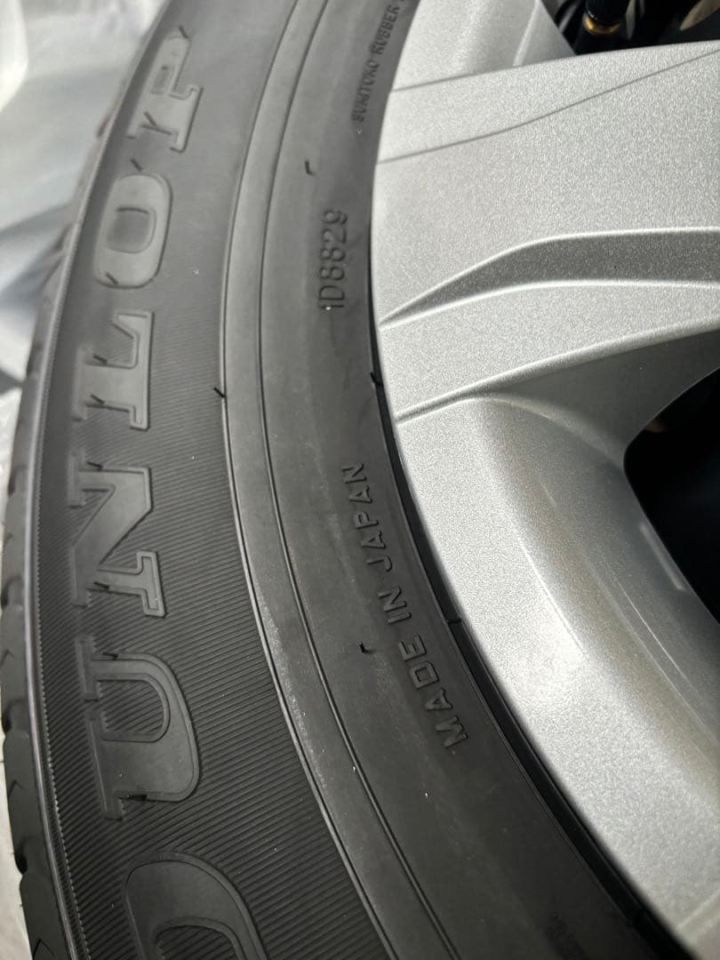 ハイエース 純正 タイヤ・ホイールセット