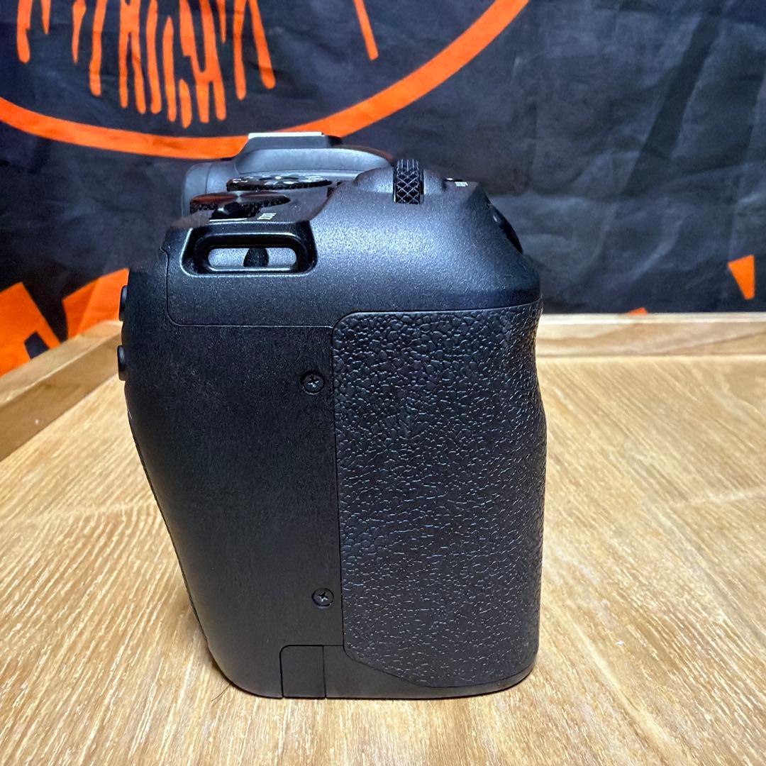 Canon EOS RPミラーレス一眼カメラ ボディのみ