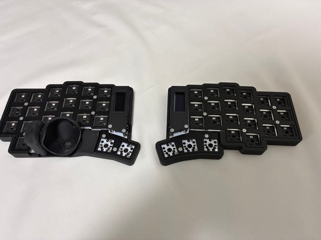 Keyball44 （ケース・フォーム付き、ブラック塗装）