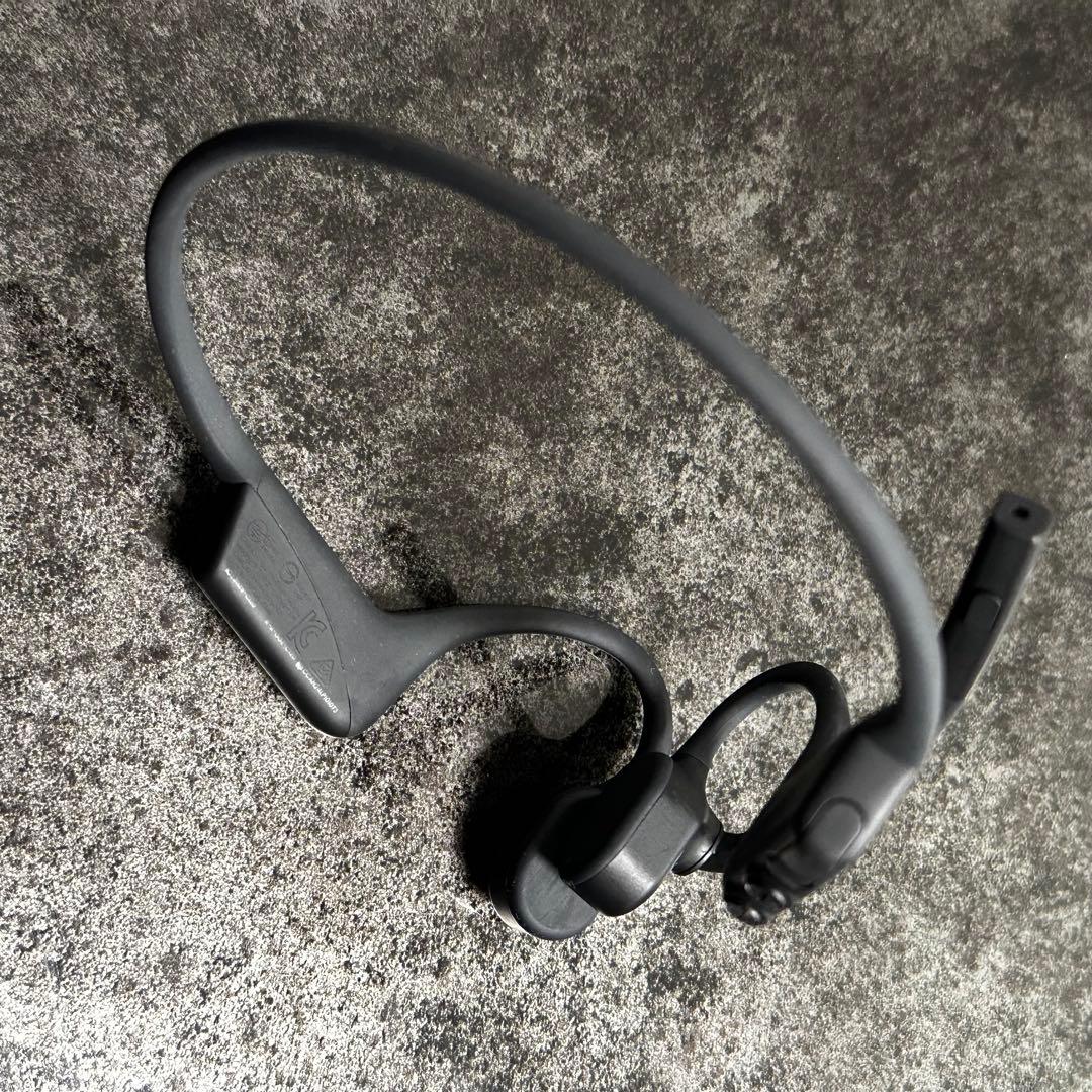 最新版 Shokz OpenComm2 2025 Upgrade 骨伝導イヤホン