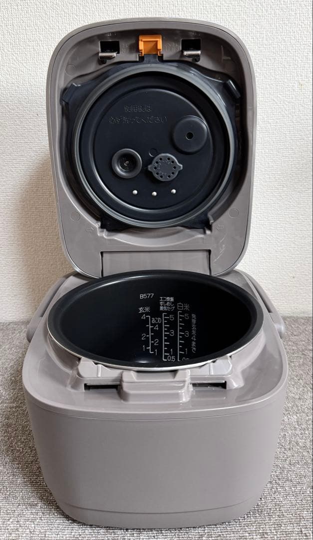 【美品】象印 炎舞炊き 圧力IH炊飯ジャーNW-PT10 動作保証