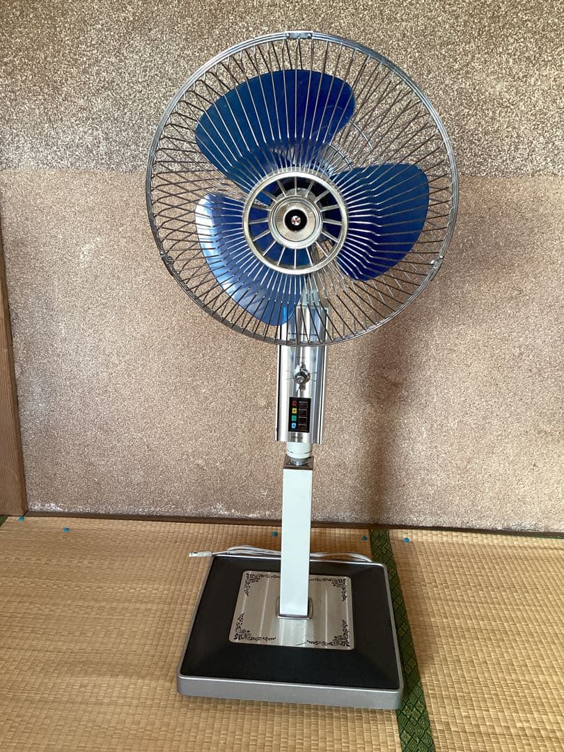 スタンド大型扇風機　青 3枚羽根 高さ調節可能