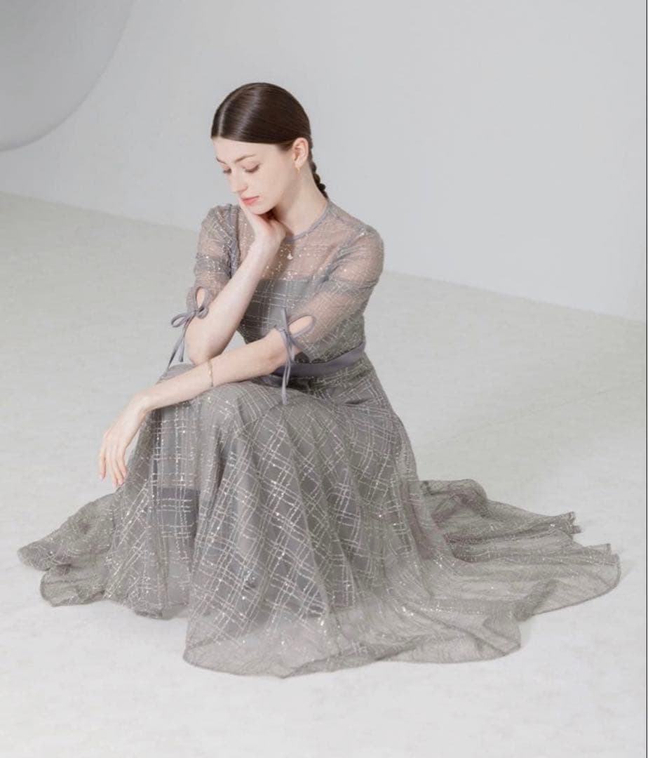 Leja チェック刺繍スパンコールチュール素材袖リボン結婚式 パーティードレス