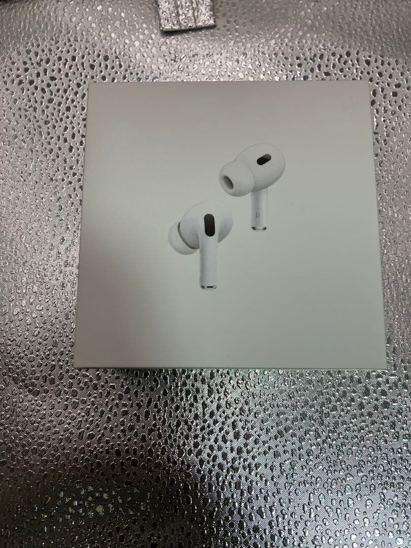 AirPods Pro (第2世代）Lightning端子 美品