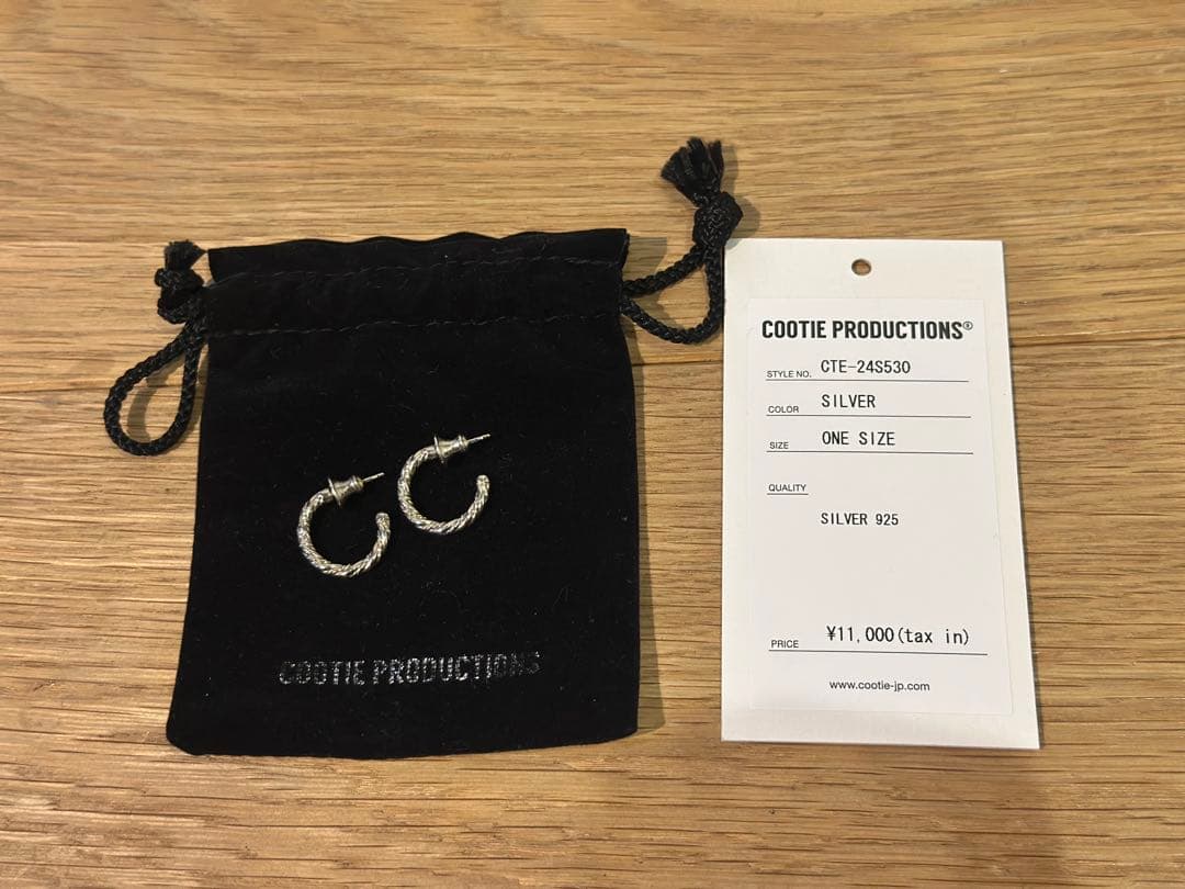 桃COOTIE PRODUCTIONS ピアス　シルバー925 両耳