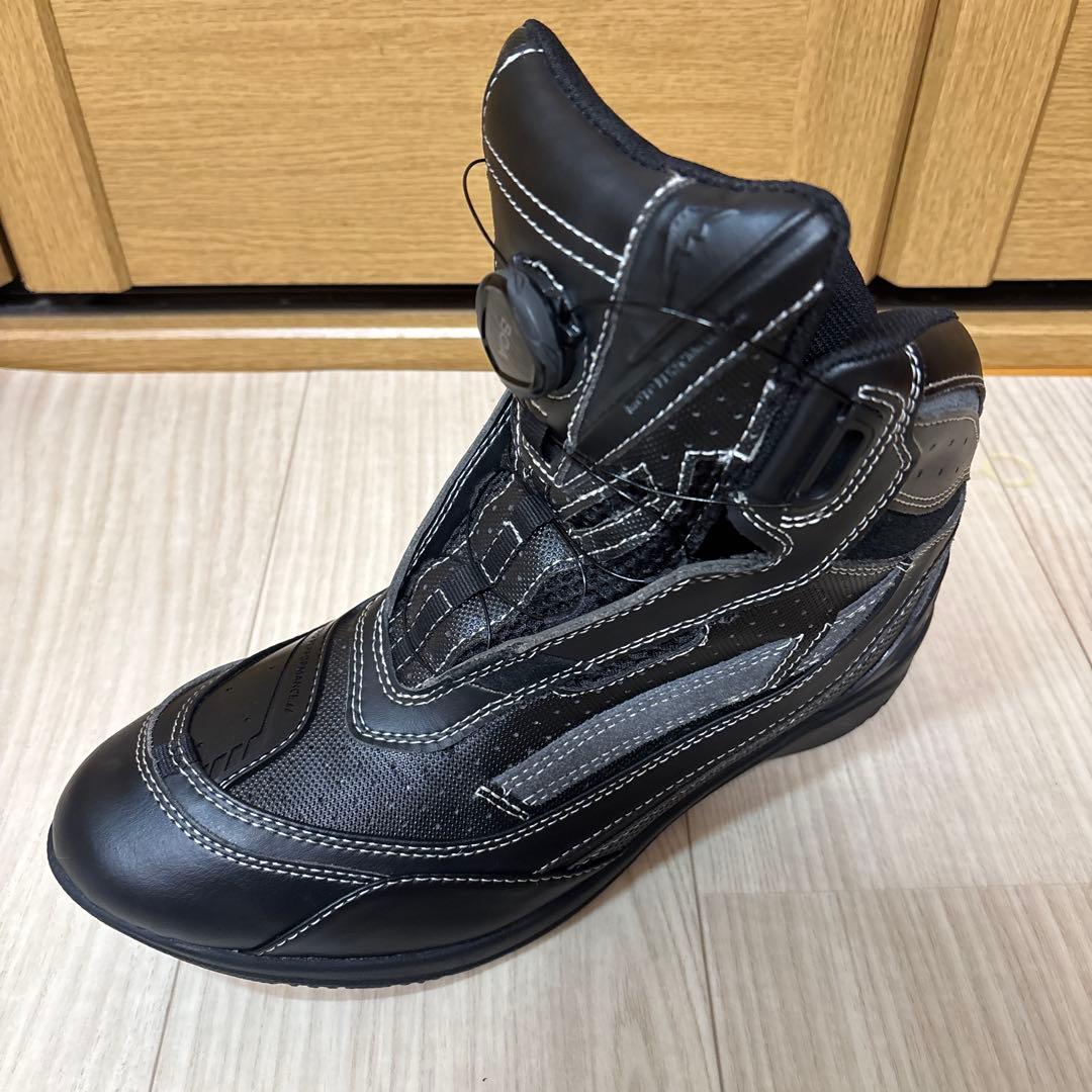 クシタニ　フローシューズ　K-4570