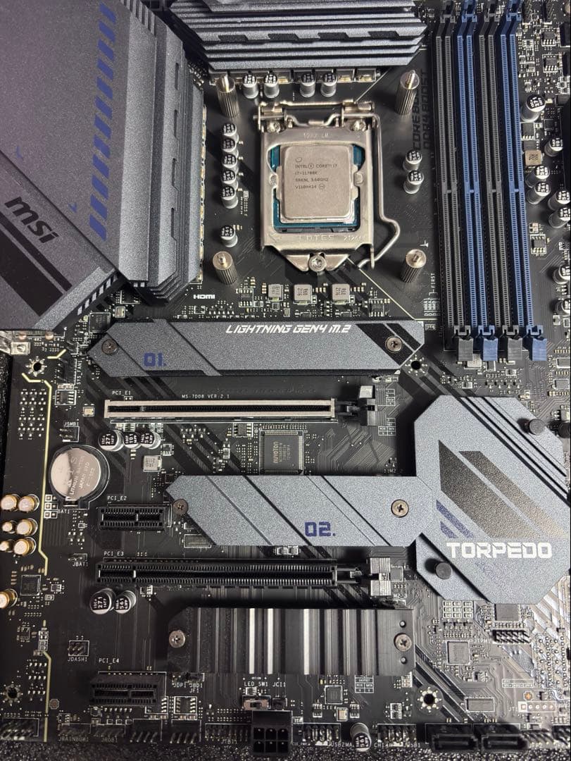 core i7 11700K + MSI Z590 Torpedo マザーボード