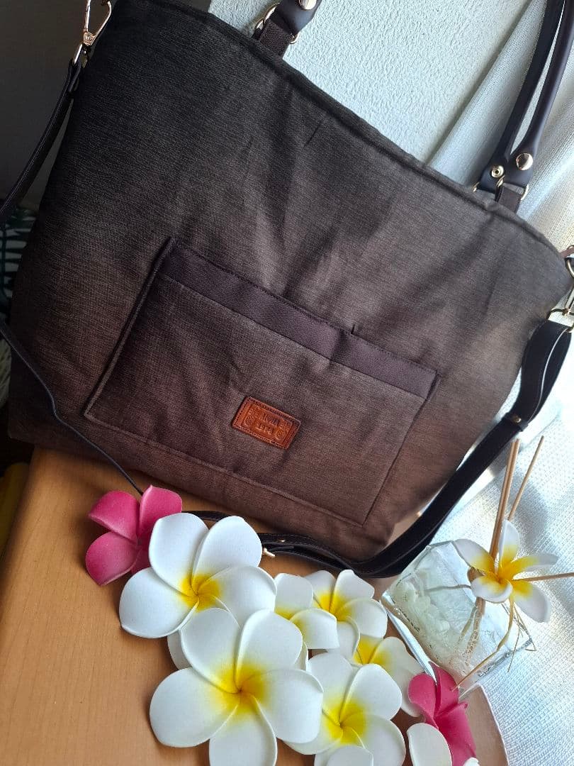 ハワイアンキルト　大きめ　バッグ　パイナップル　2WAY　革タグチャーム付き