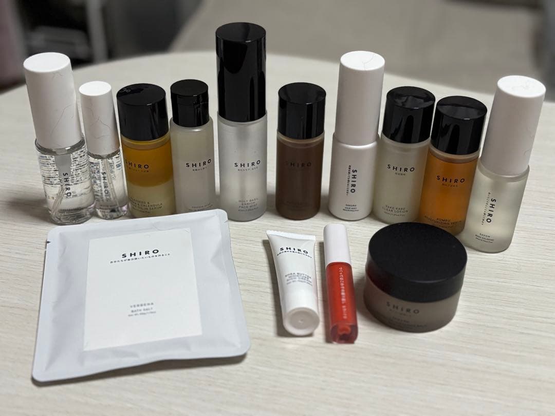 SHIRO 2025年　アドベントカレンダー