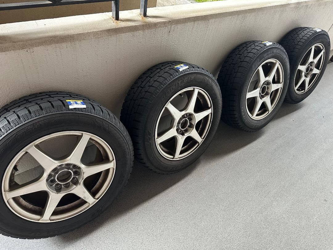【超美品】215/60R16_95_スッドレスタイヤ 16インチ ホイールセット
