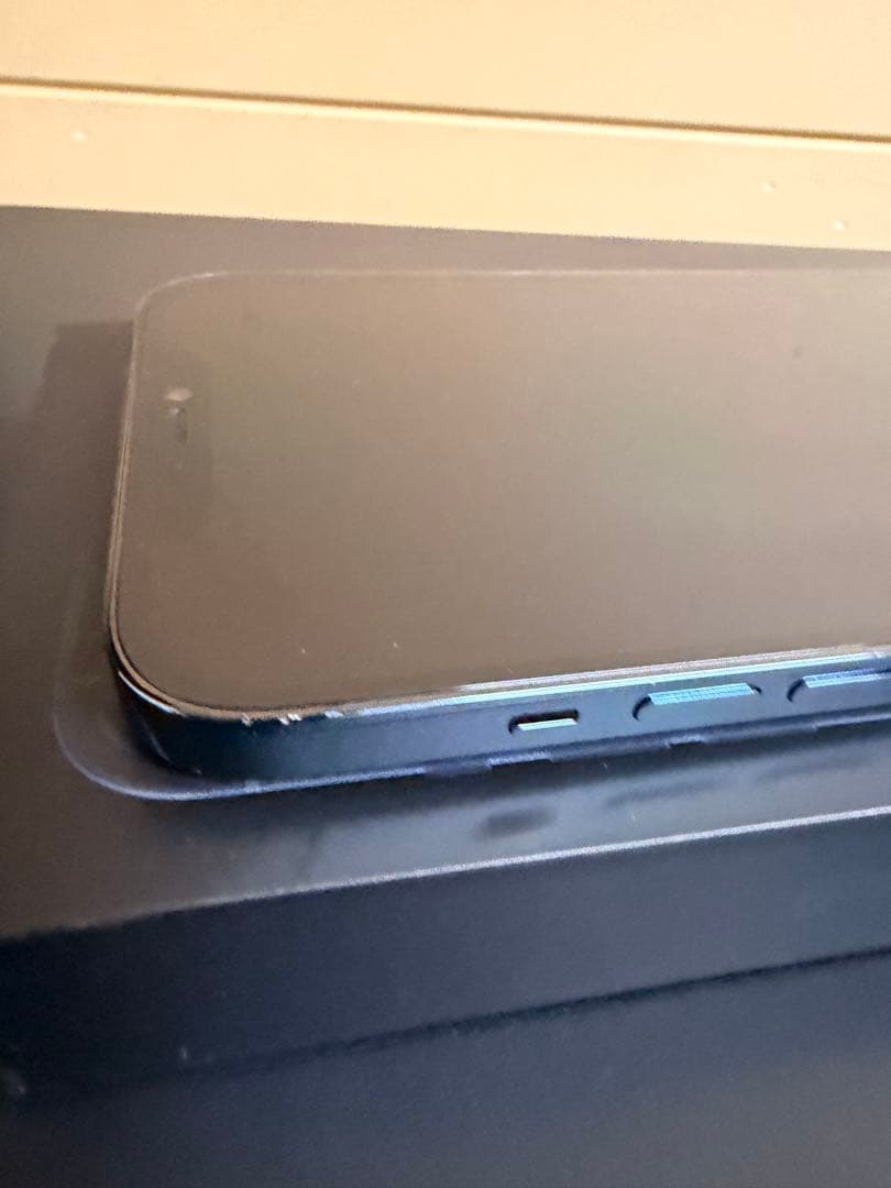 【美品】iPhone12ProMax 本体 256GB SIMフリー