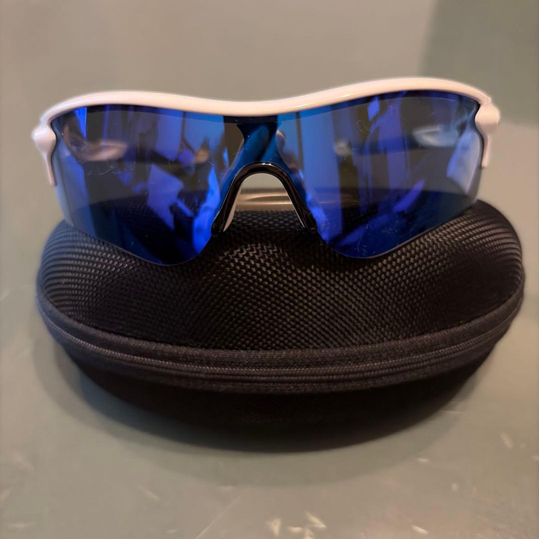 オークリー　OAKLEY レーダーロックパス　替レンズ2枚　ケース付き