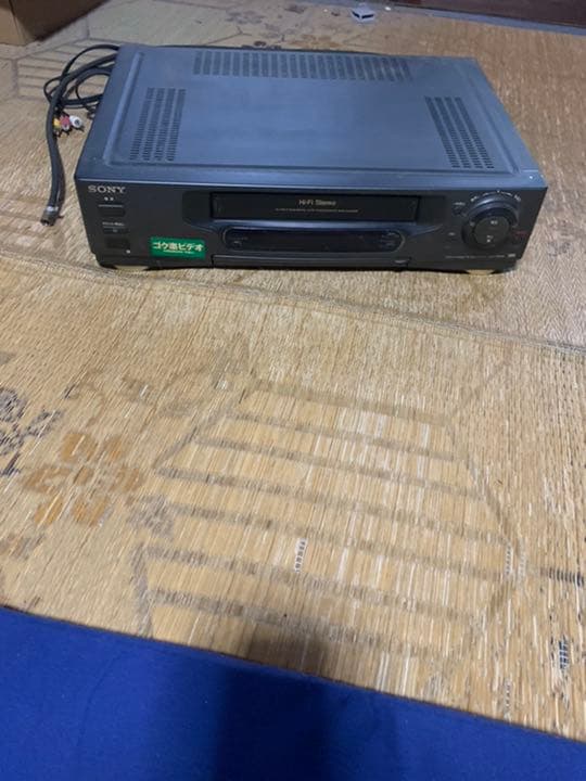 Sony   VHSビデオデッキ。SlV_FX30