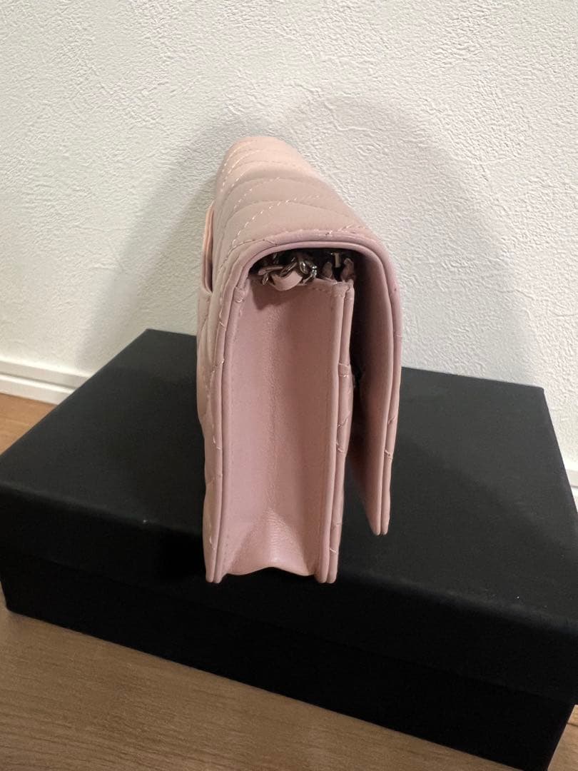 シャネル　CHANEL ノベルティ　チェーンウォレット　チェーンバッグ