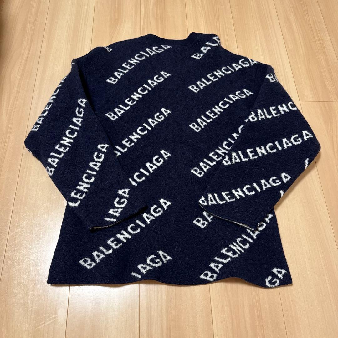 BALENCIAGA　ニット