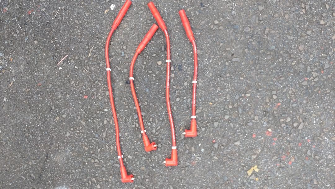 スバル　R2 、プレオ ウルトラシリコンプラグコード