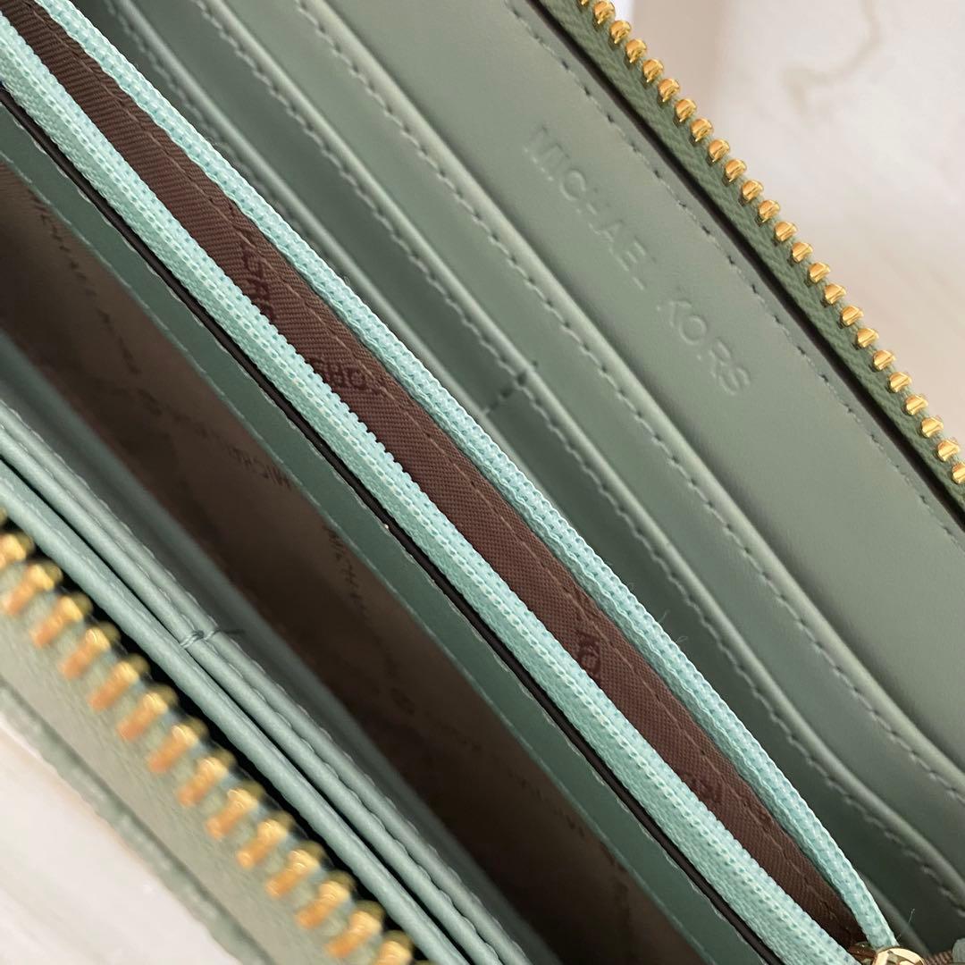 新品 MICHAEL KORS長財布 グリーン 財布 長財布 シグネチャー