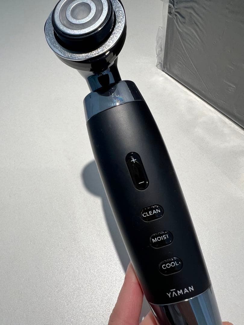 ヤーマン　美顔器　ルミナスリフト for salon