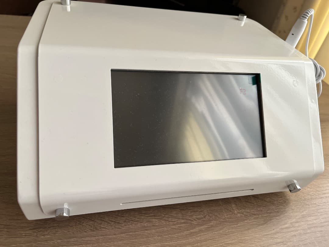 シミ取りケア機器 PURE RADIANCE