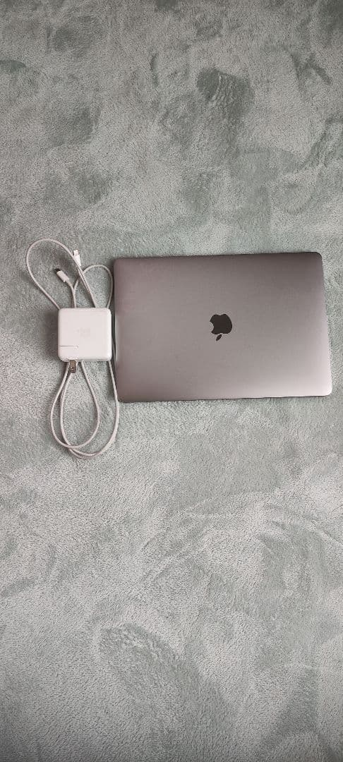 MacBook本体 Apple MacBook Pro 13-inch, 2018
