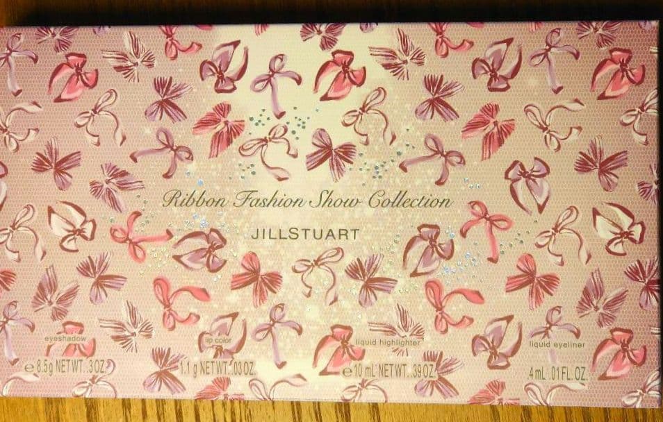 ジルスチュアート　クリスマスコフレ　2025 リボンファッションショー