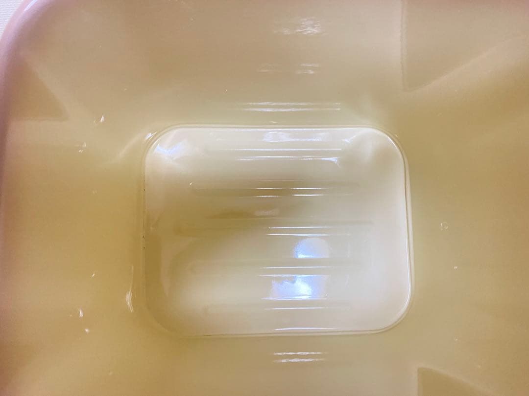 イマン　ダイアナローズ　缶