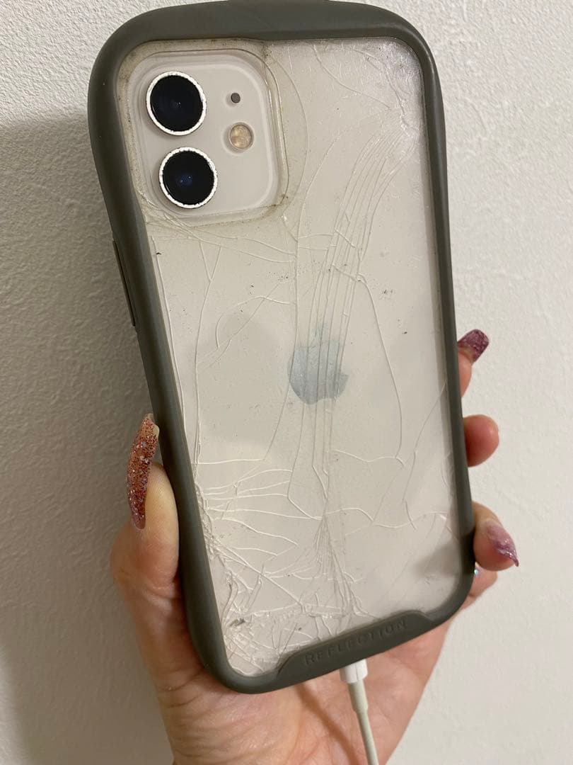 iPhone 12 ホワイト 64 GB SIMフリー　人気カバー付き