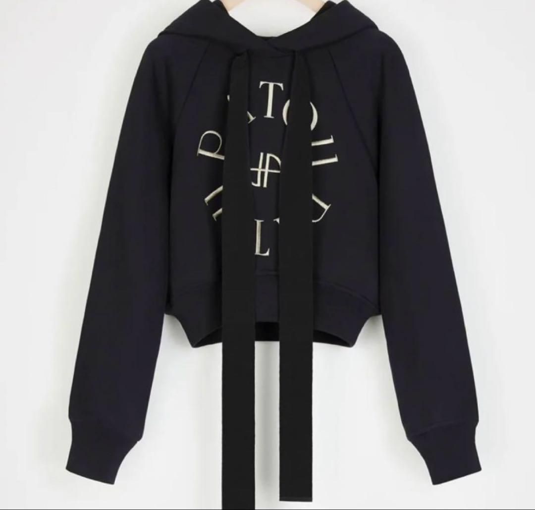 パトゥ PATOU クロップドパーカー