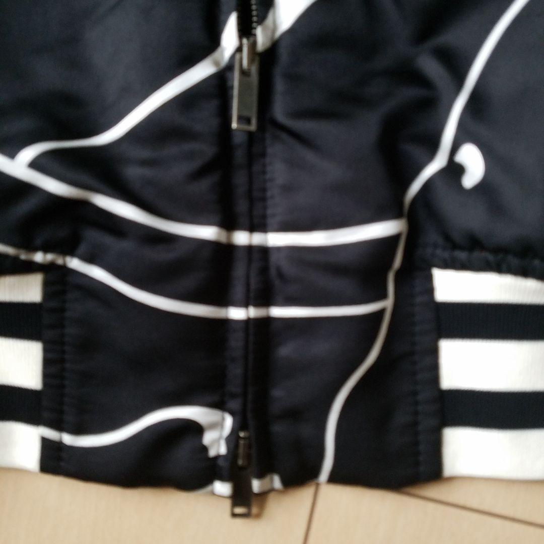 ヴァレンチノ　ブルゾン