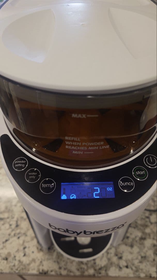 BabyBrezza 自動粉ミルクメーカー　自動調乳機