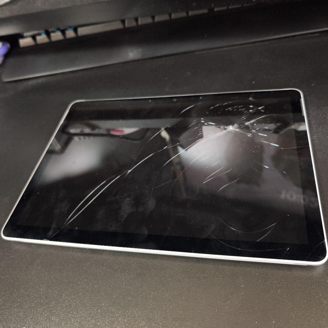 【画面割れ】Surface Go4 256G モデル2067