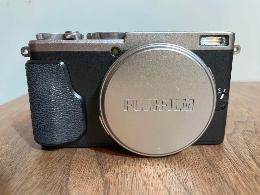 ＊FUJIFILM X70 シルバー＊