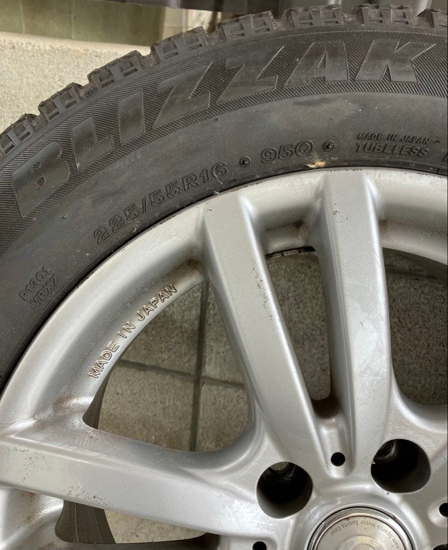 送料無料Team Sparco スパルコ 4本 スタッドレス 225/55/16