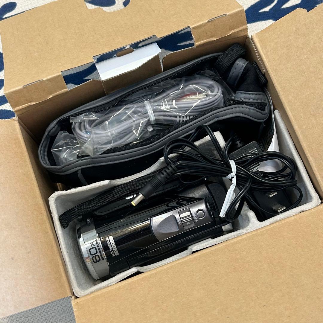 【箱付き美品】小型 ビデオカメラ JVC GZ-EX370-B フルHD