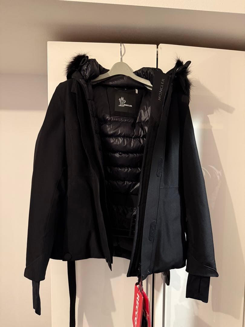 モンクレール　ダウンジャケット