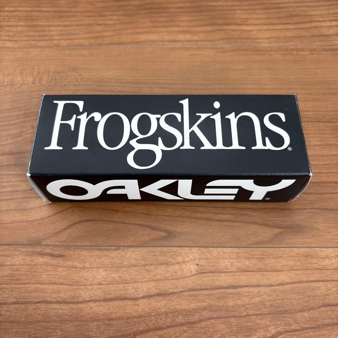 OAKLEY オレンジレンズ グレーサングラス