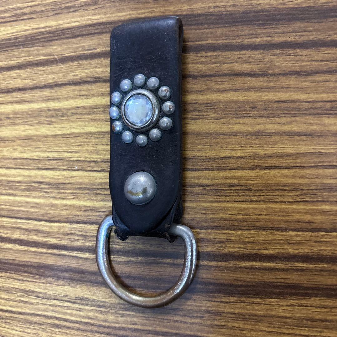 ウルフズヘッド　スタッズ　WOLF'S HEAD 黒レザーキーホルダー