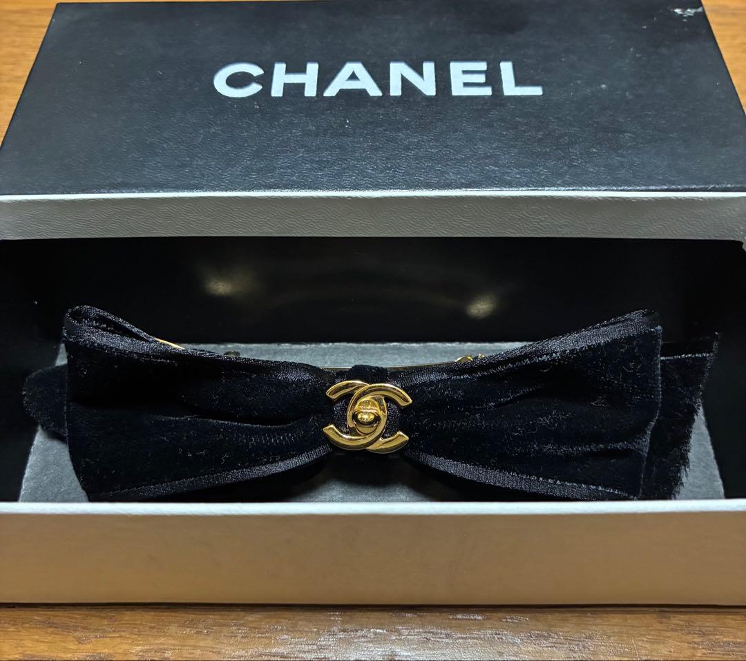 ル*ス様 シャネルCHANEL ココマーク リボン バレッタ ベロア ブラック