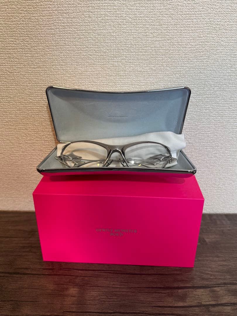 GENTLE MONSTER ジェントルモンスター　ytt02