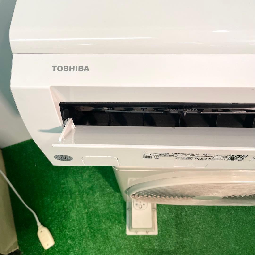 高年式2022年 東芝 ルームエアコン RAS-J221M 6畳