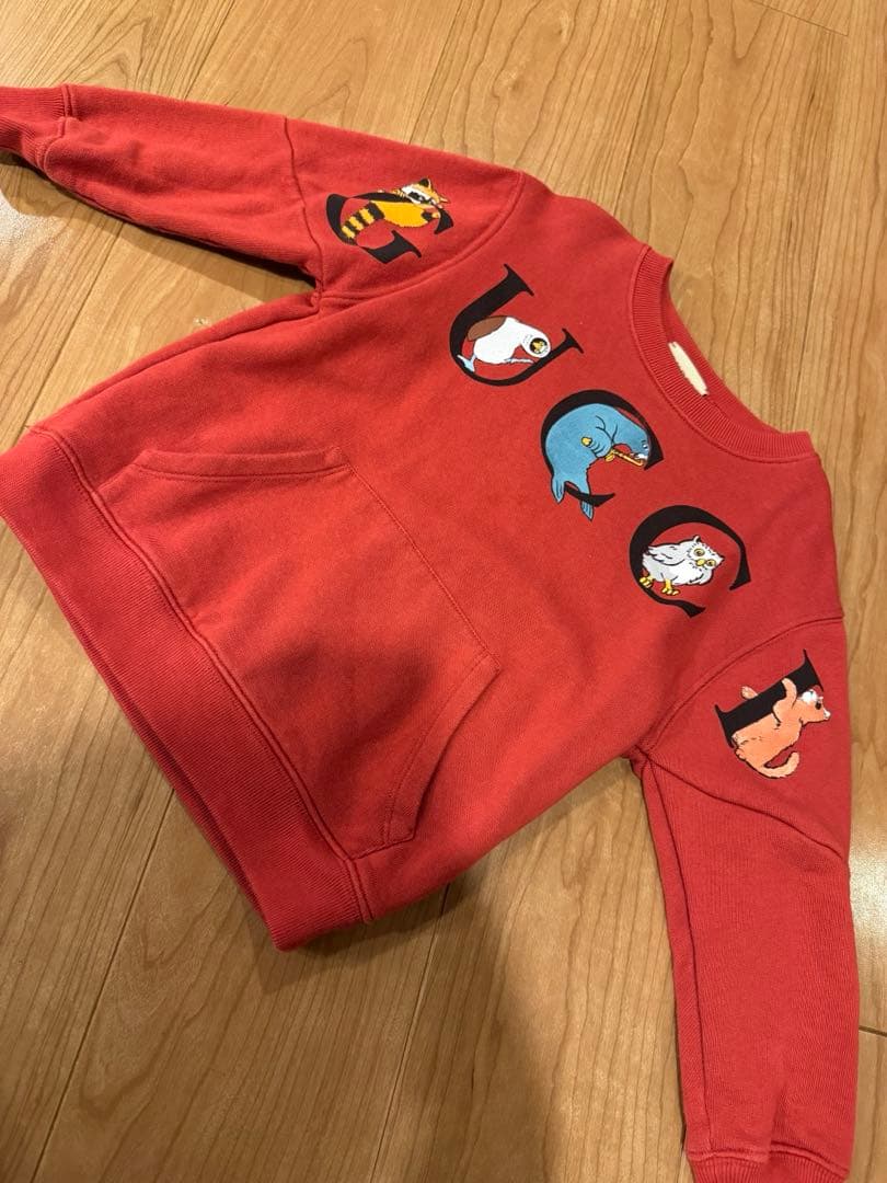 美品⭐︎GUCCI 赤 トレーナー 動物イラスト付き